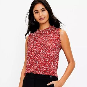 Women’s Loft Heart Ruffle Mixed Media Shell Size Small Valentines